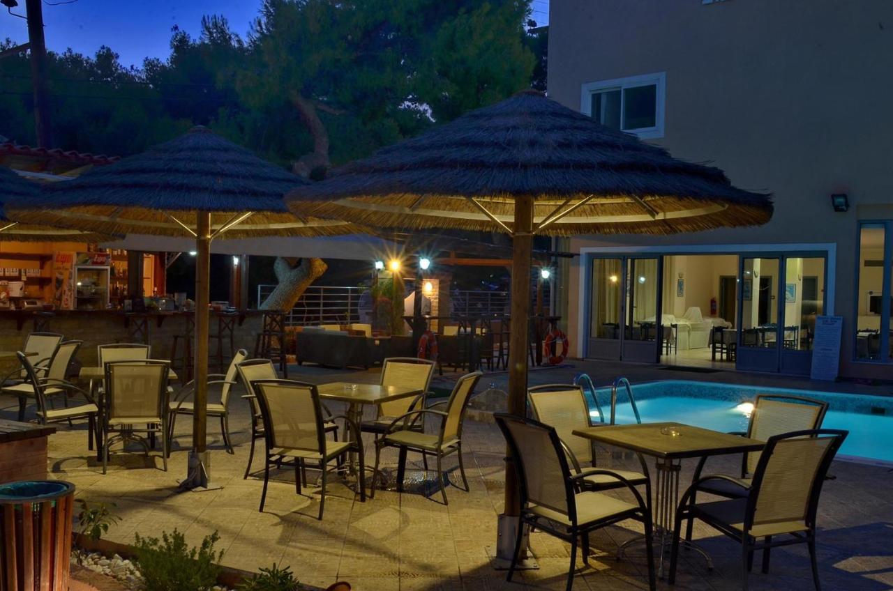 Hotel Magda Agia Marina  外观 照片
