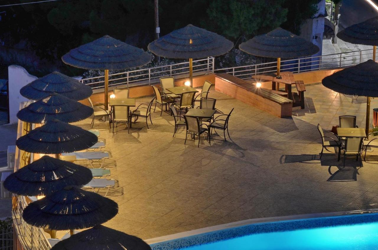 Hotel Magda Agia Marina  外观 照片