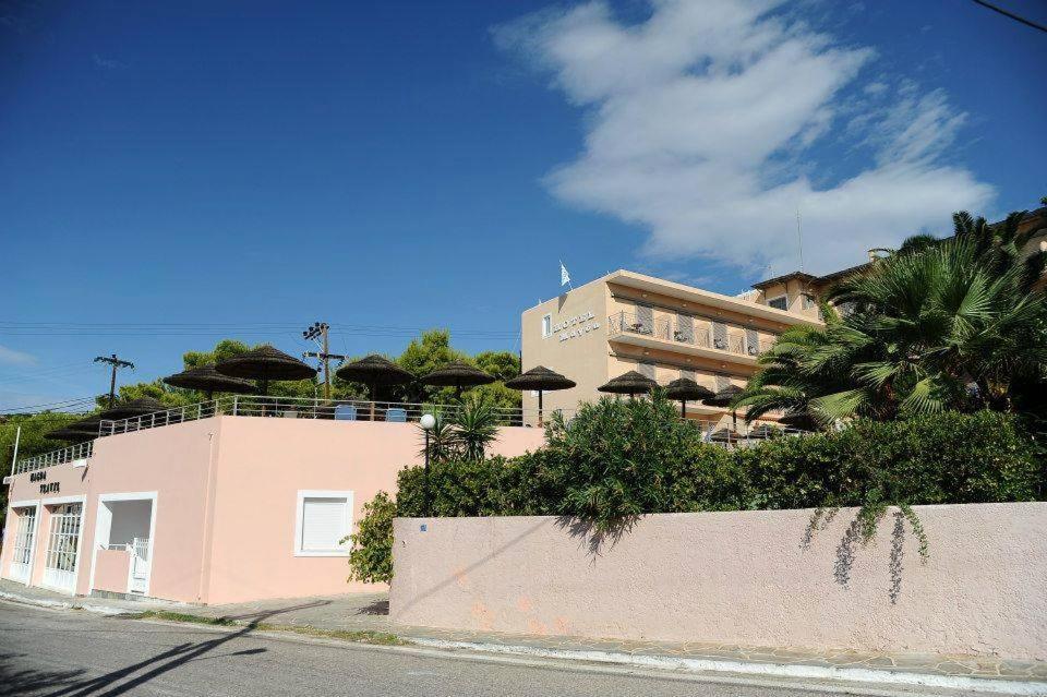 Hotel Magda Agia Marina  外观 照片
