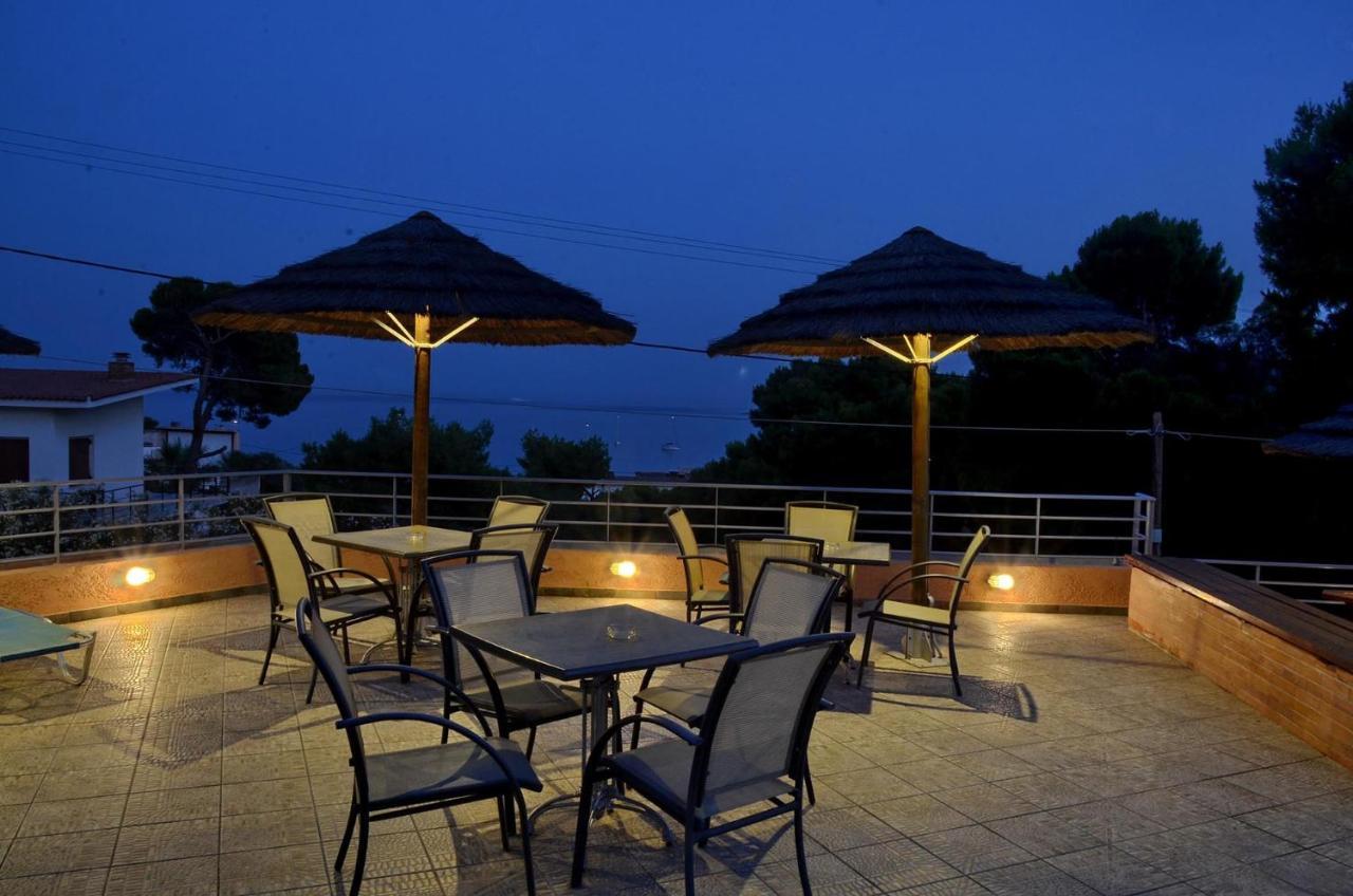 Hotel Magda Agia Marina  外观 照片