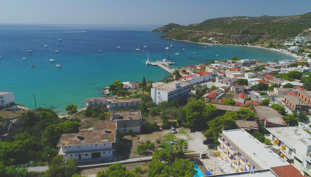 Hotel Magda Agia Marina  外观 照片